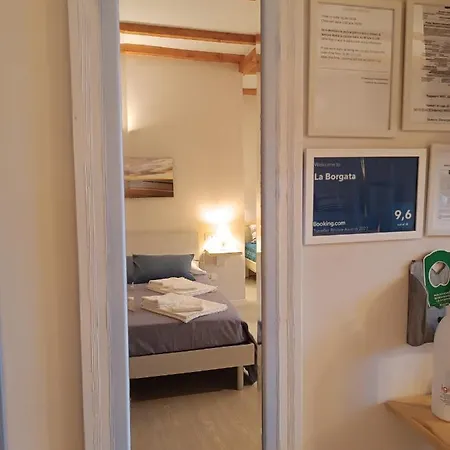 Guest house La Borgata *