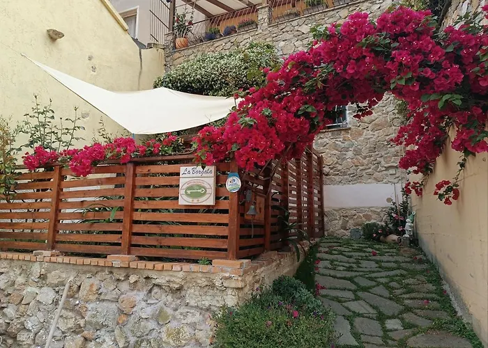 Pensionat La Borgata Tovo San Giacomo